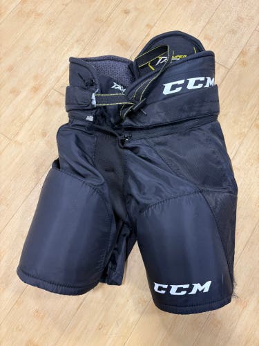 Black Youth Large CCM Super Tacks Hockey Pants (Used)