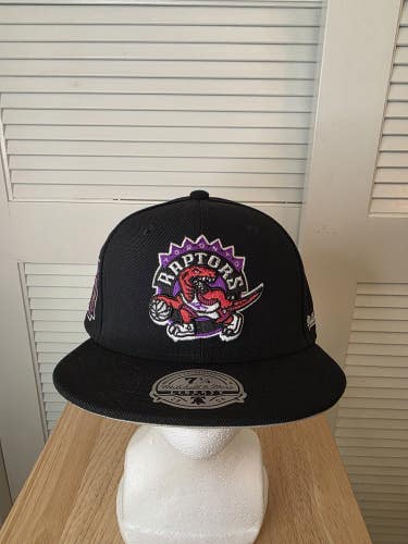 NWS Toronto Raptors Mitchell & Ness Fitted Hat 7 1/4 NBA