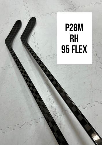 Senior(2x)Right P28M 95 Flex ProBlackStock™ Unbranded Blackouts Pro Stock Hockey Sticks