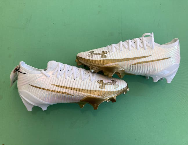 NEW Men's Under Armour Blur Football Cleats | Size 10.5