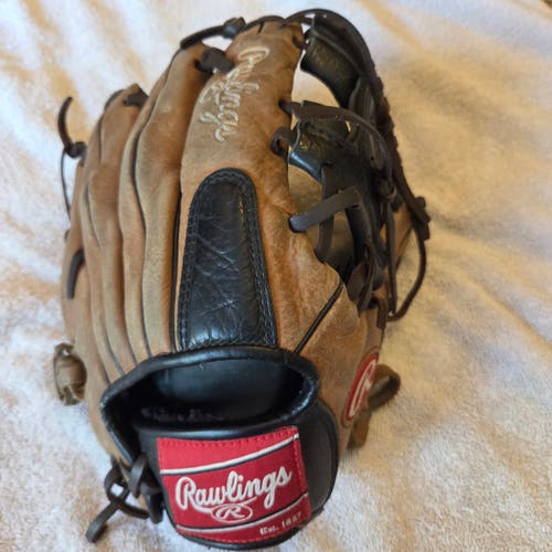 Rawlings RH Infield/Pitcher Premium Series Baseball Glove 11.25" Nice, Game Ready Glove