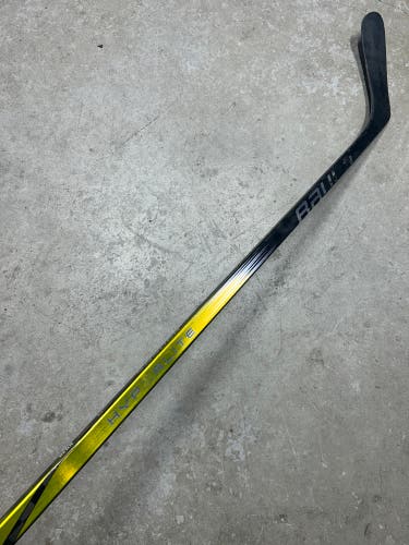 95 Flex P90TM Senior Bauer Vapor Hyperlite 2 Left Hand Hockey Stick Pro Stock NHL (Used)