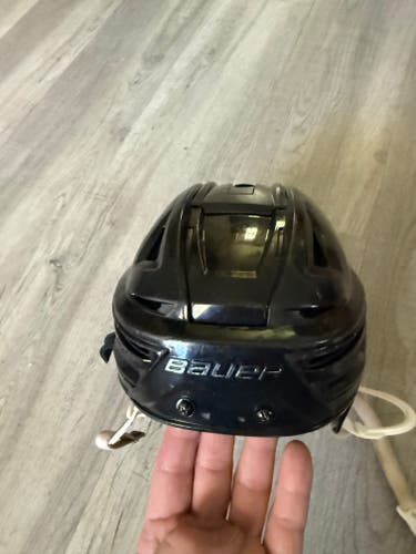 Small Bauer Re-Akt 150 Helmet (Used)