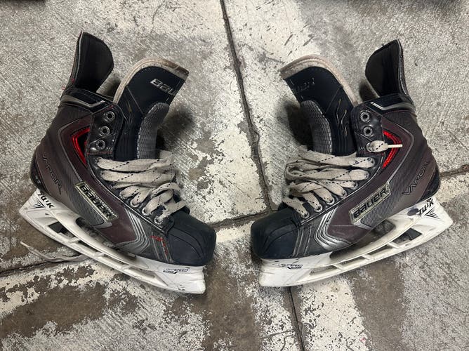 Pro Stock Bauer Vapor X90 Hockey Skates Wide Width Pro Stock 8 3/8 EA NY Rangers (Used)