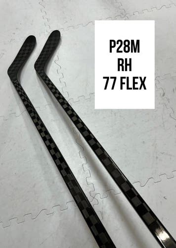Senio(2x)Right P28M 77 Flex
ProBlackStock™ Unbranded Blackouts Pro Stock Nexus Hockey Sticks