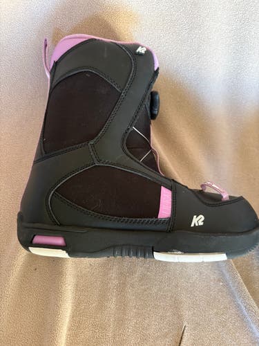 Women's 4Y (Big Kids / Youth) K2 Lil Kat Snowboard Boots (Used)