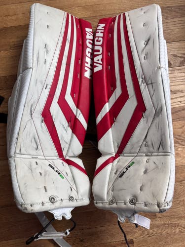 28" 2019 Vaughn Ventus SLR2 Goalie Leg Pads (Used)