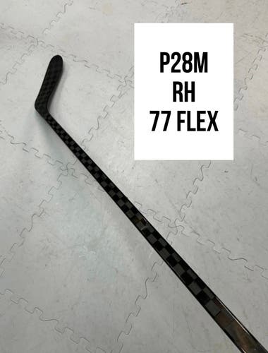 Senior(1x)Right P28M 77 Flex ProBlackStock™ Unbranded Blackouts Pro Stock Nexus Hockey Sticks