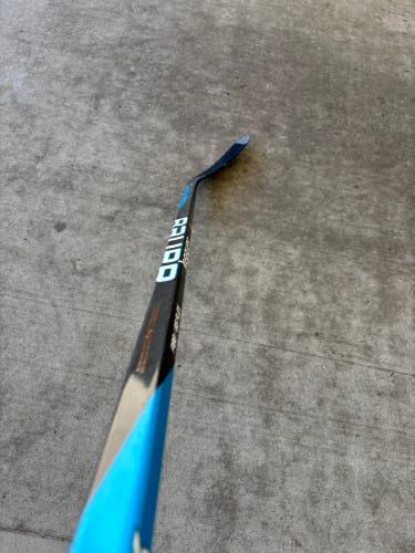 Intermediate Bauer Nexus E4 Hockey Stick Right Handed P88 55 Flex (Used)