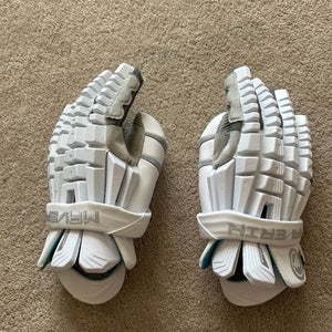 Maverik Shift Lacrosse Gloves (Used)