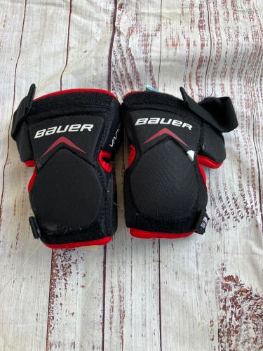 Bauer X900 Goalie Knee Pads - Youth  (Used)