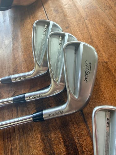 Men's 2023 Titleist T100 Right Handed Iron Set Extra Stiff Flex (9 Clubs) #3 - #9, PW, GW (Used)
