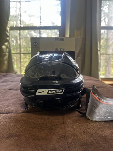 Medium Bauer 4500 Helmet Pro Stock (New)