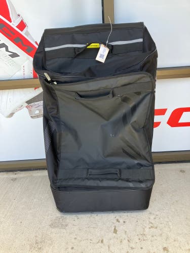 Bauer Premiium Wheeled Bag (Used)