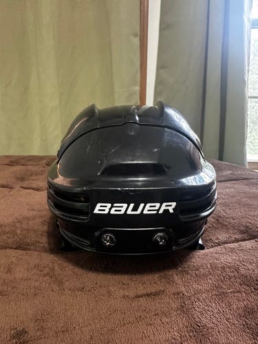Medium Bauer 4500 Helmet (Used)