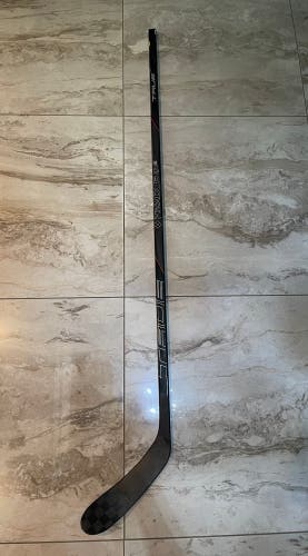 NEW True HZRDUS 3x4 Right Handed Hockey Stick P28 (T28) 50 Flex