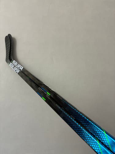 *2 Pack* of Used 55 Flex P28 Intermediate Bauer Nexus Geo Right Hand Hockey Sticks