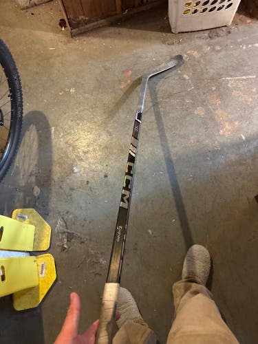 Intermediate CCM Tacks XF Right Handed Hockey Stick P28 65 Flex (Used)