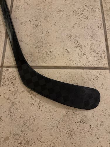 Senior Bauer Nexus Tracer Right Handed Hockey Stick P88 70 Flex (New)