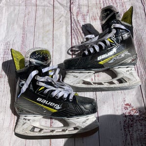 Junior Bauer Vapor X4 Hockey Skates Extra Wide Width Size 3.5 (Used)