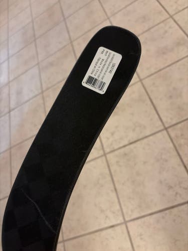 Intermediate Bauer Nexus Tracer Right Handed Hockey Stick P88 55 Flex (New)