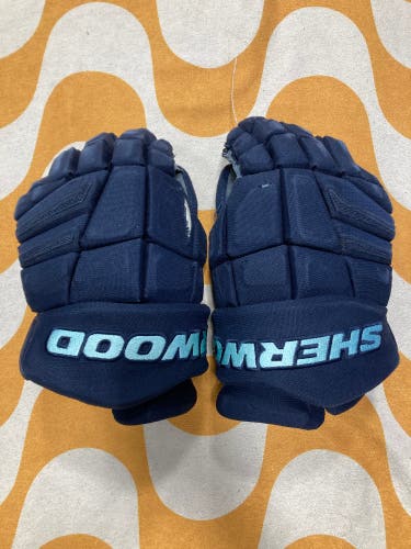 Blue Senior Sher-Wood Element One Gloves 14" (Used)