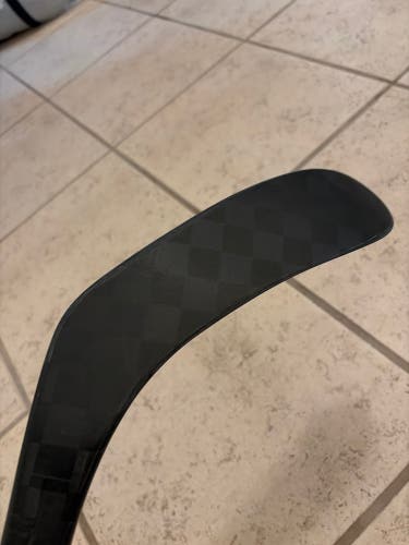 Junior Bauer Nexus Tracer Left Hand Hockey Stick P90TM 40 Flex (New)