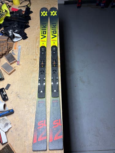Unisex 2025 Volkl Racetiger SL 150 cm Racing Skis Without Bindings (Used)