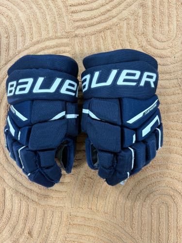 Blue Junior Bauer Supreme M3 Gloves 10" (Used)