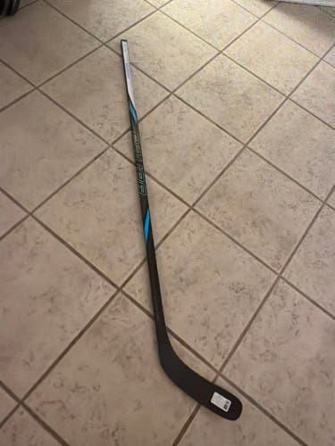 Intermediate Bauer Nexus Tracer Left Hand Hockey Stick P88 55 Flex (New)