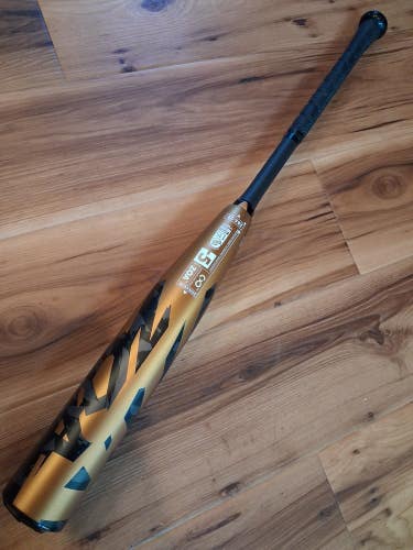 USED 2022 DeMarini Zoa 32/27 (-5) 2 5/8" USSSA Composite Baseball Bat WTDXZB5-22