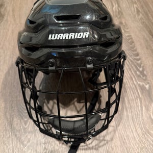 Medium Warrior Covert CF 100 Helmet (New)