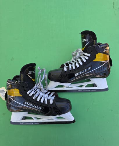 Senior Bauer Supreme Ultrasonic Hockey Goalie Skates Regular Width 8.5