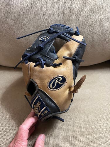 Rawlings Heart of the Hide 11.5" PRO204W-2NC | Tan/Navy Wing Tip | Relaced