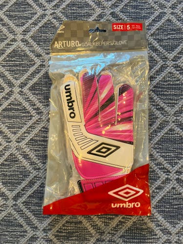 Small Umbro Goalie Gloves (New)