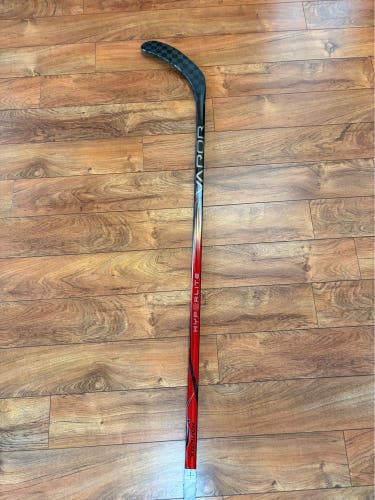 Custom Red Intermediate Bauer Vapor Hyperlite 2 Right Handed Hockey Stick P92 55 Flex (Used)