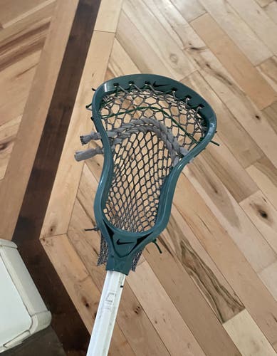 Nike L4 Fresh (Barely used-no games) READ DESCRIPTION