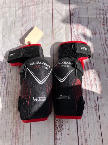 Junior Large Bauer Vapor X700 Elbow Pads (Used)