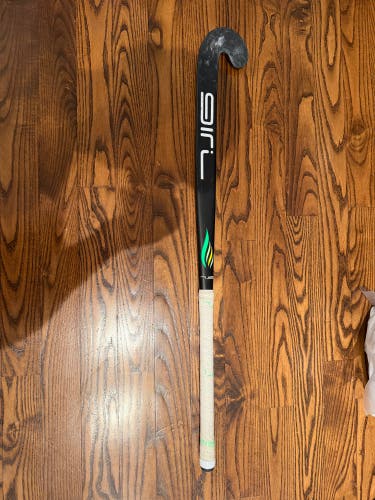 Girl XI Field Hockey Stick 36.5" (Used)