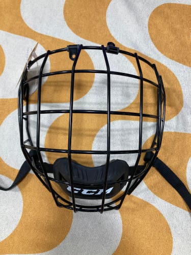 Large Senior CCM FM580 Cages, Visors & Shields Full Cage (Used)