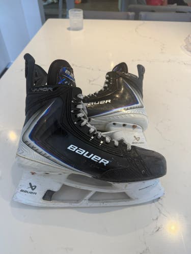2025 Bauer Vapor Flylite Hockey Skates Narrow Width 8.5 (Used)