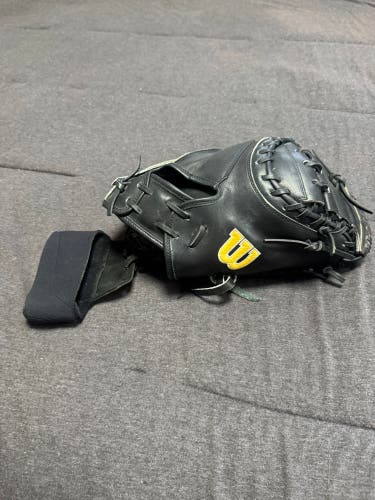 Wilson A2000 Catcher's Mitt