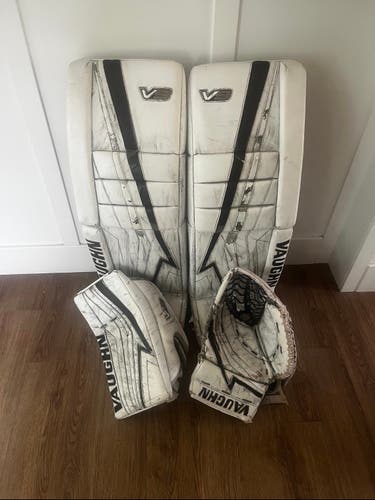 34" 2020 Vaughn V9 Pro Carbon Regular Goalie Full Set (Used)