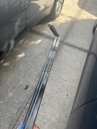 Senior CCM Ribcor Trigger 8 Pro Left Hand Hockey Stick P28 95 Flex Pro Stock (slightly Used)
