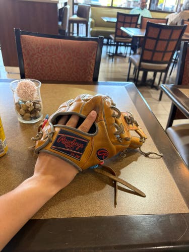 2020 Rawlings Heart of the Hide RH Infield Baseball Glove 11.5" (Used)