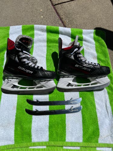 Bauer Vapor X4 Hockey Skates Size 5.5 Fit 2