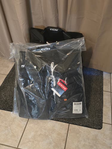 Senior Medium CCM Axis XF Pro Hockey Goalie Pants (New)