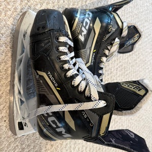 Black/Gray 2022 CCM Tacks AS-570 Hockey Skates Regular Width 6.5 (Used)