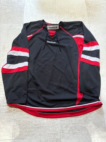 Black Large Men's Reebok Jersey (Used)