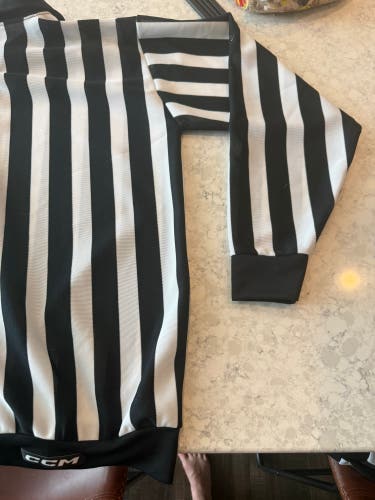 CCM Referee Shirt (Men’s L) New!